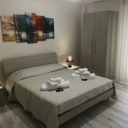 Al Borgo Del Cardinale לינה וארוחת בוקר רג'יו די קאלאבריה